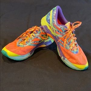 Women’s ASICS size 10 Gel Noosa Tri